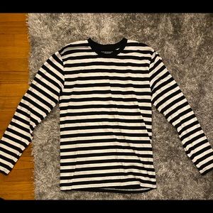 mens black and white striped T-shirt